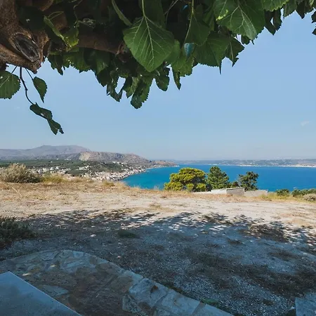 Karavos View - An Artists' Hideaway Paradise Holiday home *