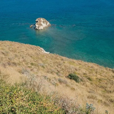 Karavos View - An Artists' Hideaway Paradise Kalyves